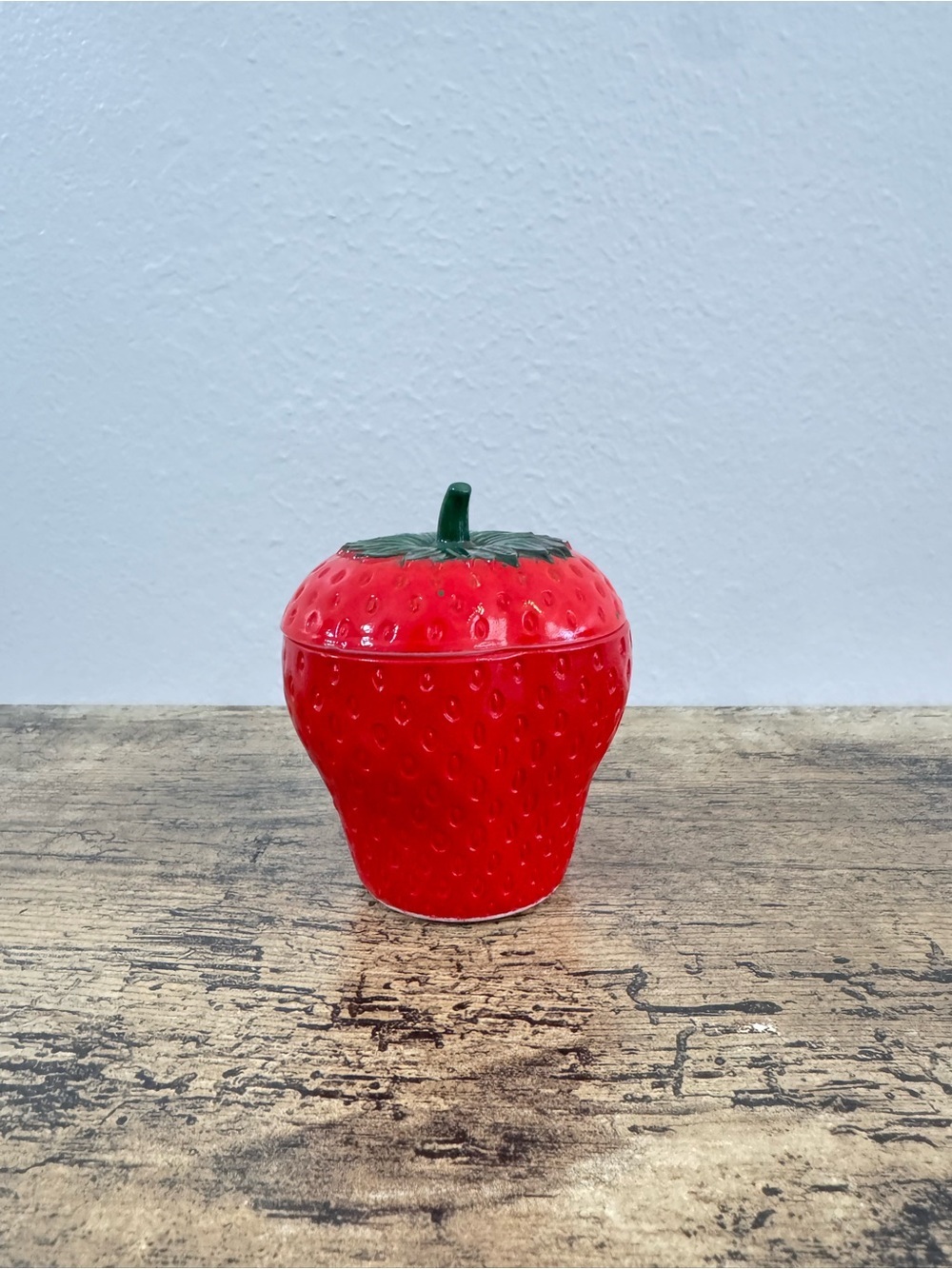 Strawberry Glass Dish with Lid | Red Strawberry Trinket Box - Picture 2 of 10